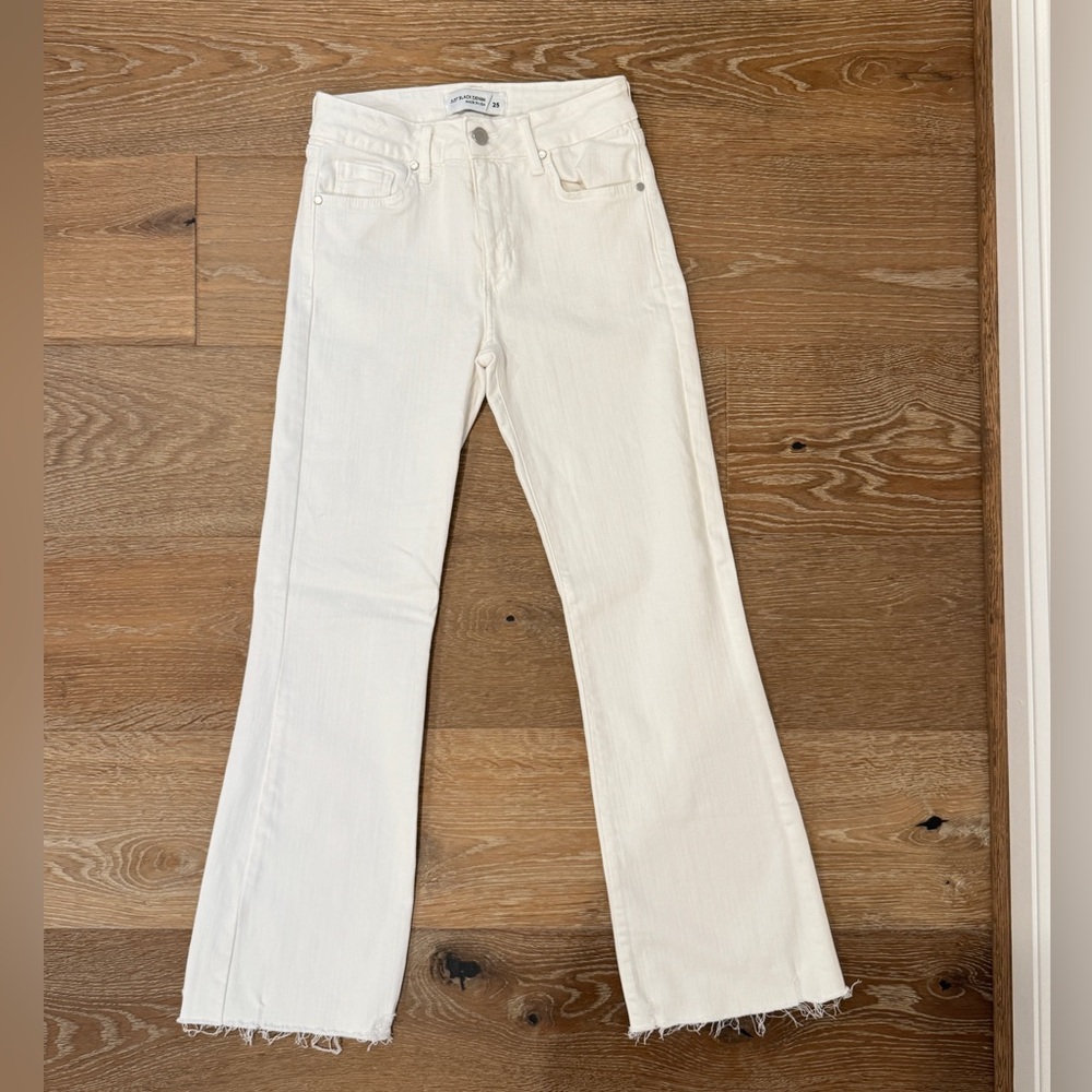 White Crop Jeans